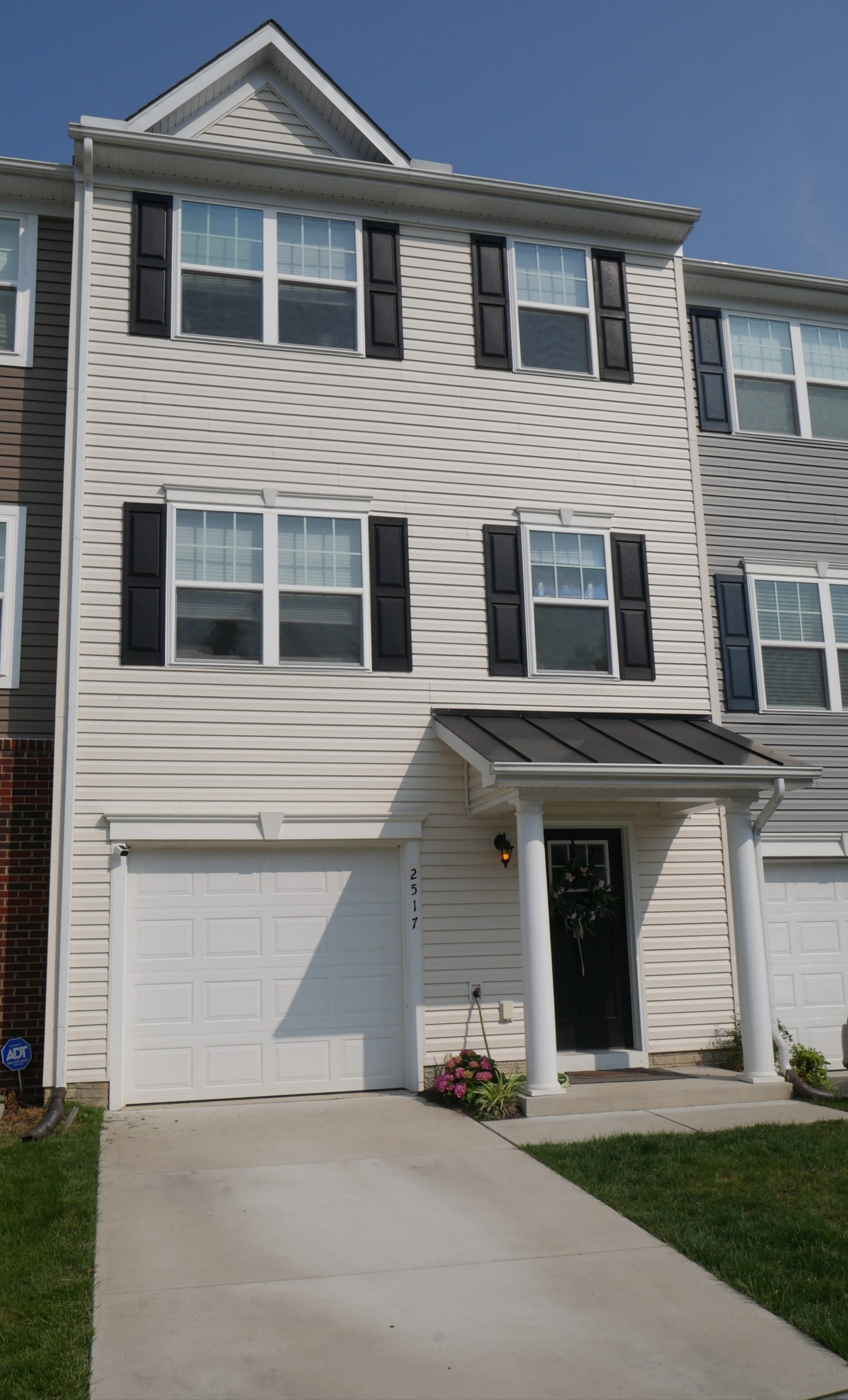 2517 Drake Lane